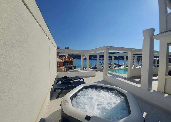 Raffaello Кампор