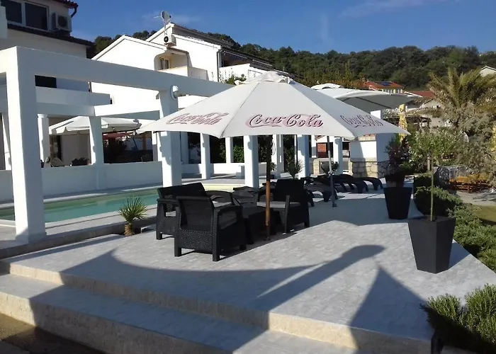 Raffaello Гостевой дом 3*