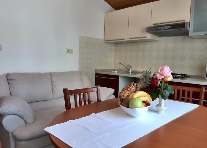 Гостевой дом Raffaello Кампор