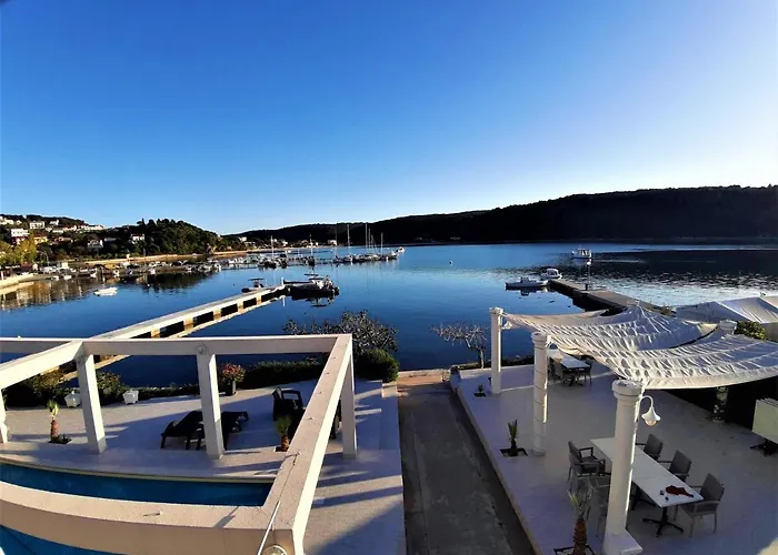 Raffaello Гостевой дом Кампор