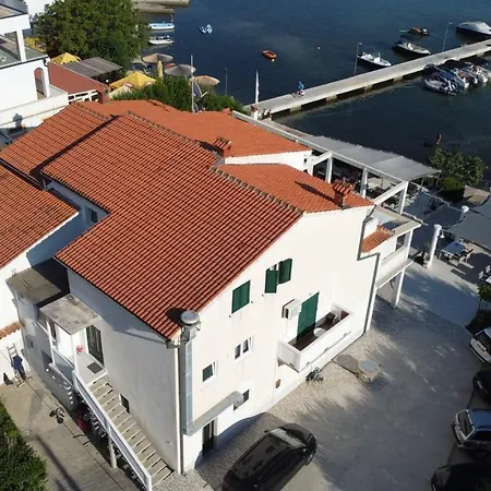 Raffaello 3*
