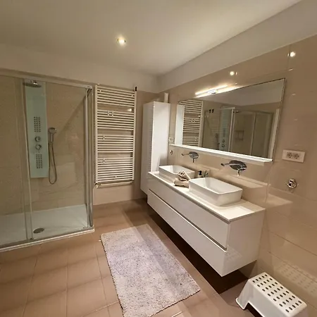Guest house Raffaello 3*