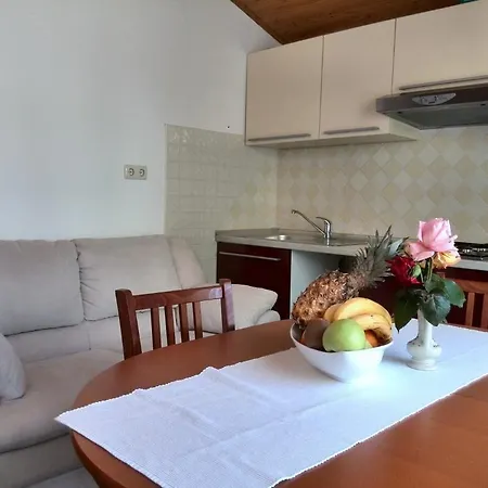 Guest house Raffaello Kampor