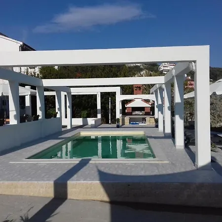 Guest house Raffaello 3*