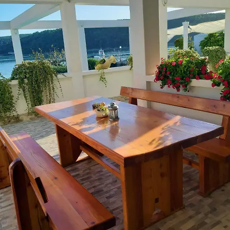 Guest house Raffaello 3*